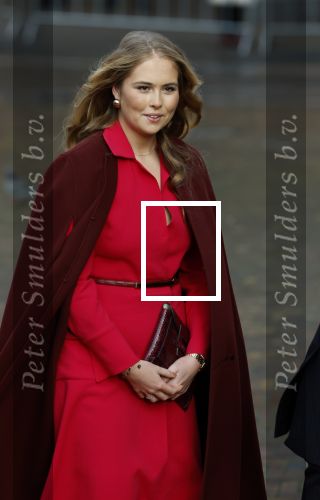 Den Haag 20 november 2025
 Prinses Amalia en haar vader Koning Willem Alexander bij de Grote Kerk, na de Bijzondere Verenigde Vergadering van de Eerste en Tweede Kamer, ter gelegenheid van de tachtigste verjaardag dat het parlement na de Tweede Wereldoorlog voor het eerst weer in gezamenlijkheid bijeenkwam. Eerste Kamervoorzitter Mei Li Vos Tweede Kamervoorzitter Thom van Campenvingen ze op .