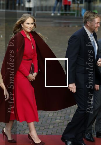 Den Haag 20 november 2025
 Prinses Amalia en haar vader Koning Willem Alexander bij de Grote Kerk, na de Bijzondere Verenigde Vergadering van de Eerste en Tweede Kamer, ter gelegenheid van de tachtigste verjaardag dat het parlement na de Tweede Wereldoorlog voor het eerst weer in gezamenlijkheid bijeenkwam. Eerste Kamervoorzitter Mei Li Vos Tweede Kamervoorzitter Thom van Campenvingen ze op .