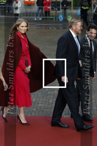 Den Haag 20 november 2025
 Prinses Amalia en haar vader Koning Willem Alexander bij de Grote Kerk, na de Bijzondere Verenigde Vergadering van de Eerste en Tweede Kamer, ter gelegenheid van de tachtigste verjaardag dat het parlement na de Tweede Wereldoorlog voor het eerst weer in gezamenlijkheid bijeenkwam. Eerste Kamervoorzitter Mei Li Vos Tweede Kamervoorzitter Thom van Campenvingen ze op .