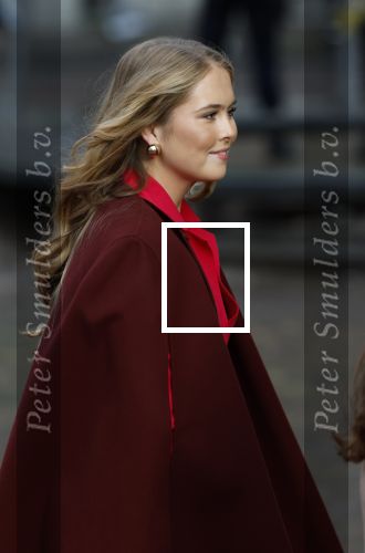 Den Haag 20 november 2025
 Prinses Amalia en haar vader Koning Willem Alexander bij de Grote Kerk, na de Bijzondere Verenigde Vergadering van de Eerste en Tweede Kamer, ter gelegenheid van de tachtigste verjaardag dat het parlement na de Tweede Wereldoorlog voor het eerst weer in gezamenlijkheid bijeenkwam. Eerste Kamervoorzitter Mei Li Vos Tweede Kamervoorzitter Thom van Campenvingen ze op .