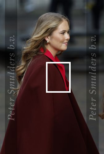 Den Haag 20 november 2025
 Prinses Amalia en haar vader Koning Willem Alexander bij de Grote Kerk, na de Bijzondere Verenigde Vergadering van de Eerste en Tweede Kamer, ter gelegenheid van de tachtigste verjaardag dat het parlement na de Tweede Wereldoorlog voor het eerst weer in gezamenlijkheid bijeenkwam. Eerste Kamervoorzitter Mei Li Vos Tweede Kamervoorzitter Thom van Campenvingen ze op .