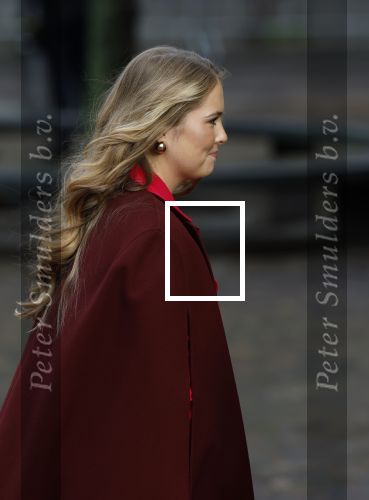 Den Haag 20 november 2025
 Prinses Amalia en haar vader Koning Willem Alexander bij de Grote Kerk, na de Bijzondere Verenigde Vergadering van de Eerste en Tweede Kamer, ter gelegenheid van de tachtigste verjaardag dat het parlement na de Tweede Wereldoorlog voor het eerst weer in gezamenlijkheid bijeenkwam. Eerste Kamervoorzitter Mei Li Vos Tweede Kamervoorzitter Thom van Campenvingen ze op .