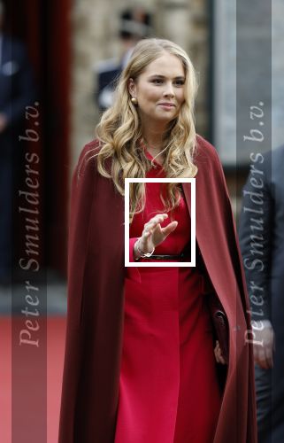 Den Haag 20 november 2025
 Prinses Amalia en haar vader Koning Willem Alexander bij de Grote Kerk, na de Bijzondere Verenigde Vergadering van de Eerste en Tweede Kamer, ter gelegenheid van de tachtigste verjaardag dat het parlement na de Tweede Wereldoorlog voor het eerst weer in gezamenlijkheid bijeenkwam. Eerste Kamervoorzitter Mei Li Vos Tweede Kamervoorzitter Thom van Campenvingen ze op .