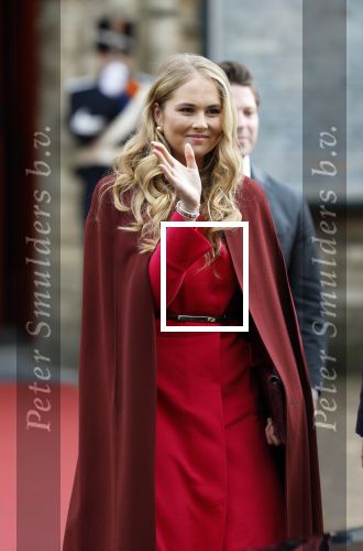 Den Haag 20 november 2025
 Prinses Amalia en haar vader Koning Willem Alexander bij de Grote Kerk, na de Bijzondere Verenigde Vergadering van de Eerste en Tweede Kamer, ter gelegenheid van de tachtigste verjaardag dat het parlement na de Tweede Wereldoorlog voor het eerst weer in gezamenlijkheid bijeenkwam. Eerste Kamervoorzitter Mei Li Vos Tweede Kamervoorzitter Thom van Campenvingen ze op .