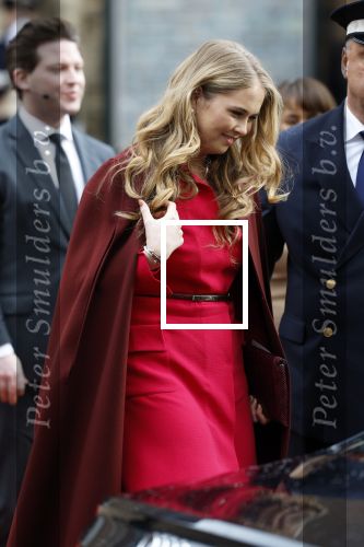 Den Haag 20 november 2025
 Prinses Amalia en haar vader Koning Willem Alexander bij de Grote Kerk, na de Bijzondere Verenigde Vergadering van de Eerste en Tweede Kamer, ter gelegenheid van de tachtigste verjaardag dat het parlement na de Tweede Wereldoorlog voor het eerst weer in gezamenlijkheid bijeenkwam. Eerste Kamervoorzitter Mei Li Vos Tweede Kamervoorzitter Thom van Campenvingen ze op .