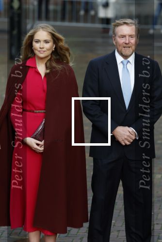 Den Haag 20 november 2025
 Prinses Amalia en haar vader Koning Willem Alexander bij de Grote Kerk, na de Bijzondere Verenigde Vergadering van de Eerste en Tweede Kamer, ter gelegenheid van de tachtigste verjaardag dat het parlement na de Tweede Wereldoorlog voor het eerst weer in gezamenlijkheid bijeenkwam. Eerste Kamervoorzitter Mei Li Vos Tweede Kamervoorzitter Thom van Campenvingen ze op .