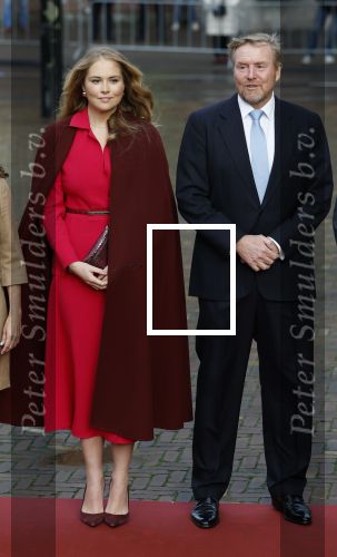 Den Haag 20 november 2025
 Prinses Amalia en haar vader Koning Willem Alexander bij de Grote Kerk, na de Bijzondere Verenigde Vergadering van de Eerste en Tweede Kamer, ter gelegenheid van de tachtigste verjaardag dat het parlement na de Tweede Wereldoorlog voor het eerst weer in gezamenlijkheid bijeenkwam. Eerste Kamervoorzitter Mei Li Vos Tweede Kamervoorzitter Thom van Campenvingen ze op .