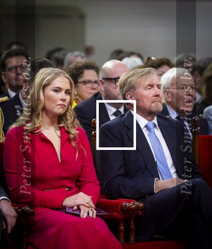 Den Haag 20 november 2025
 Prinses Amalia en haar vader Koning Willem Alexander bij de Grote Kerk, na de Bijzondere Verenigde Vergadering van de Eerste en Tweede Kamer, ter gelegenheid van de tachtigste verjaardag dat het parlement na de Tweede Wereldoorlog voor het eerst weer in gezamenlijkheid bijeenkwam. Eerste Kamervoorzitter Mei Li Vos Tweede Kamervoorzitter Thom van Campenvingen ze op .
