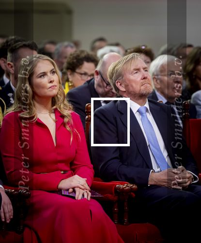 Den Haag 20 november 2025
 Prinses Amalia en haar vader Koning Willem Alexander bij de Grote Kerk, na de Bijzondere Verenigde Vergadering van de Eerste en Tweede Kamer, ter gelegenheid van de tachtigste verjaardag dat het parlement na de Tweede Wereldoorlog voor het eerst weer in gezamenlijkheid bijeenkwam. Eerste Kamervoorzitter Mei Li Vos Tweede Kamervoorzitter Thom van Campenvingen ze op .