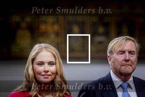 Den Haag 20 november 2025
 Prinses Amalia en haar vader Koning Willem Alexander bij de Grote Kerk, na de Bijzondere Verenigde Vergadering van de Eerste en Tweede Kamer, ter gelegenheid van de tachtigste verjaardag dat het parlement na de Tweede Wereldoorlog voor het eerst weer in gezamenlijkheid bijeenkwam. Eerste Kamervoorzitter Mei Li Vos Tweede Kamervoorzitter Thom van Campenvingen ze op .