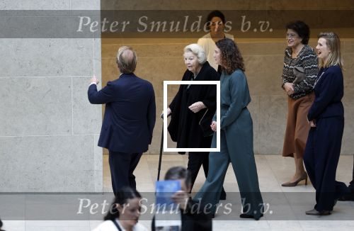 Amsterdam 13 november 2025
Prinses Beatrix en Sacha de Boer bij de opening van een fototentoonstelling ter gelegenheid van het honderdjarig bestaan van ontwikkelingsorganisatie Simavi in het Rijksmuseum in Amsterdam