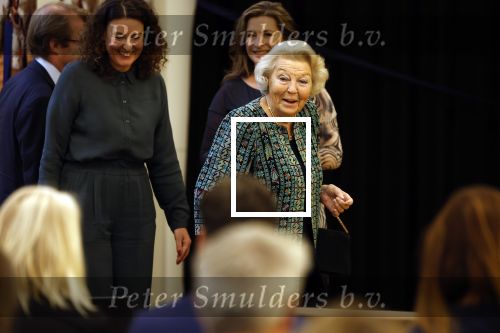 Amsterdam 13 november 2025
Prinses Beatrix en Sacha de Boer bij de opening van een fototentoonstelling ter gelegenheid van het honderdjarig bestaan van ontwikkelingsorganisatie Simavi in het Rijksmuseum in Amsterdam