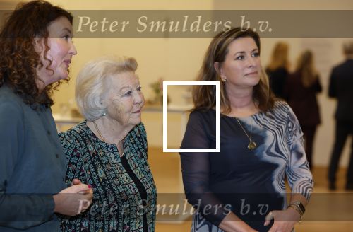 Amsterdam 13 november 2025
Prinses Beatrix en Sacha de Boer bij de opening van een fototentoonstelling ter gelegenheid van het honderdjarig bestaan van ontwikkelingsorganisatie Simavi in het Rijksmuseum in Amsterdam
