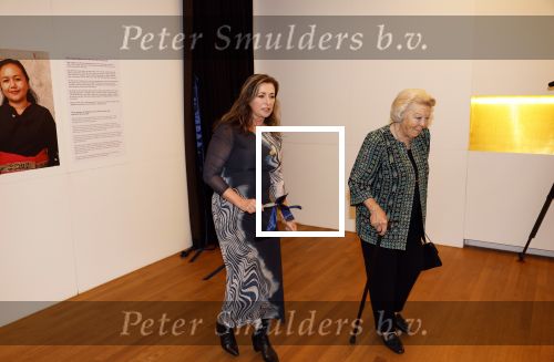 Amsterdam 13 november 2025
Prinses Beatrix en Sacha de Boer bij de opening van een fototentoonstelling ter gelegenheid van het honderdjarig bestaan van ontwikkelingsorganisatie Simavi in het Rijksmuseum in Amsterdam