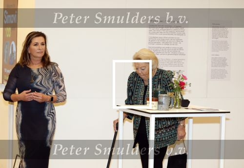 Amsterdam 13 november 2025
Prinses Beatrix en Sacha de Boer bij de opening van een fototentoonstelling ter gelegenheid van het honderdjarig bestaan van ontwikkelingsorganisatie Simavi in het Rijksmuseum in Amsterdam