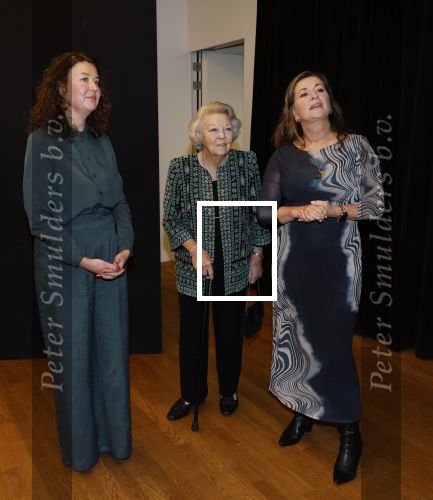 Amsterdam 13 november 2025
Prinses Beatrix en Sacha de Boer bij de opening van een fototentoonstelling ter gelegenheid van het honderdjarig bestaan van ontwikkelingsorganisatie Simavi in het Rijksmuseum in Amsterdam