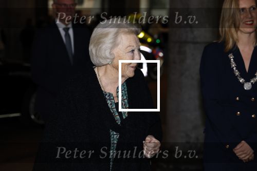 Amsterdam 13 november 2025
Prinses Beatrix en Sacha de Boer bij de opening van een fototentoonstelling ter gelegenheid van het honderdjarig bestaan van ontwikkelingsorganisatie Simavi in het Rijksmuseum in Amsterdam