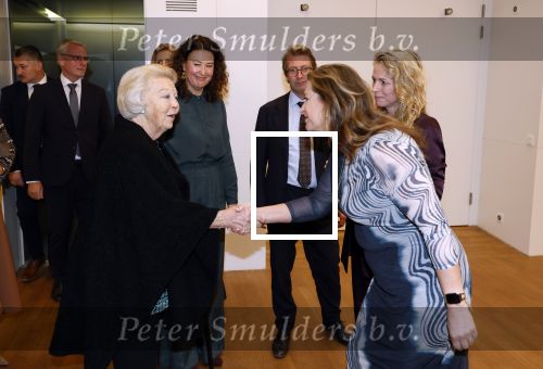 Amsterdam 13 november 2025
Prinses Beatrix en Sacha de Boer bij de opening van een fototentoonstelling ter gelegenheid van het honderdjarig bestaan van ontwikkelingsorganisatie Simavi in het Rijksmuseum in Amsterdam