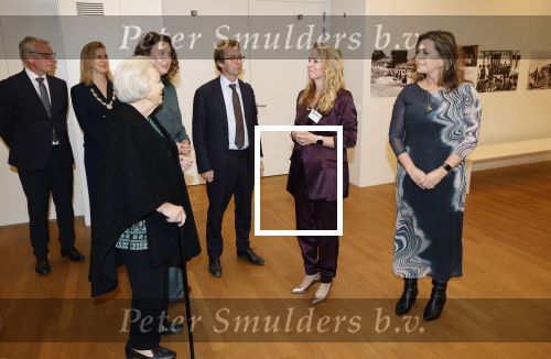 Amsterdam 13 november 2025
Prinses Beatrix en Sacha de Boer bij de opening van een fototentoonstelling ter gelegenheid van het honderdjarig bestaan van ontwikkelingsorganisatie Simavi in het Rijksmuseum in Amsterdam