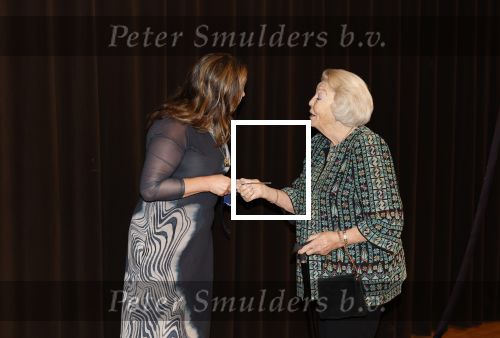 Amsterdam 13 november 2025
Prinses Beatrix en Sacha de Boer bij de opening van een fototentoonstelling ter gelegenheid van het honderdjarig bestaan van ontwikkelingsorganisatie Simavi in het Rijksmuseum in Amsterdam