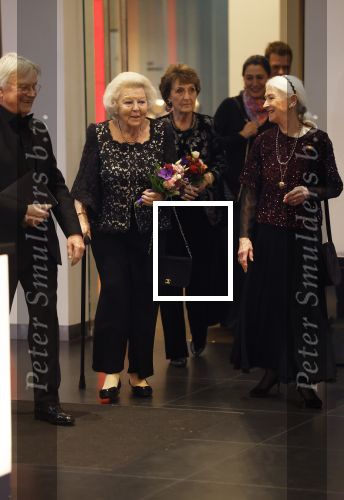 Amsterdam 24 november 2025
Prinses Beatrix en Prinses Margriet aanwezig bij het Nederlands Balletgala in het DeLaMar in Amsterdam . Ook aanwezig oa Alexandra Radius & Han Ebbelaar
