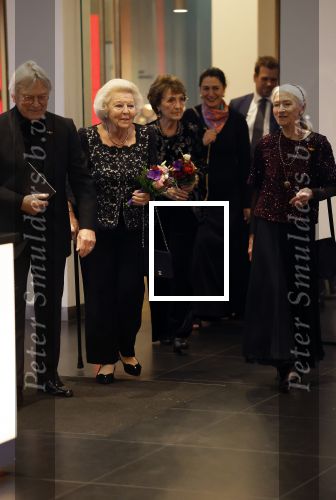Amsterdam 24 november 2025
Prinses Beatrix en Prinses Margriet aanwezig bij het Nederlands Balletgala in het DeLaMar in Amsterdam . Ook aanwezig oa Alexandra Radius & Han Ebbelaar