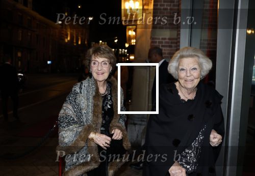 Amsterdam 24 november 2025
Prinses Beatrix en Prinses Margriet aanwezig bij het Nederlands Balletgala in het DeLaMar in Amsterdam .