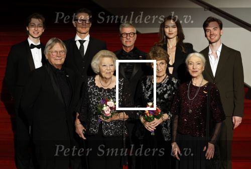 Amsterdam 24 november 2025
Prinses Beatrix en Prinses Margriet aanwezig bij het Nederlands Balletgala in het DeLaMar in Amsterdam . Ook aanwezig oa Alexandra Radius & Han Ebbelaar