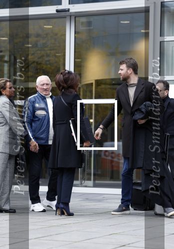 Utrecht 11 november 2025
Rechtszaak rachel Hazes en Marieke v Beek in de rechtbank van Utrecht . rachel was met Jacqueline Laats Joop Kruis Ricardo Klaverdijk en advocaat Royce de Vries .
