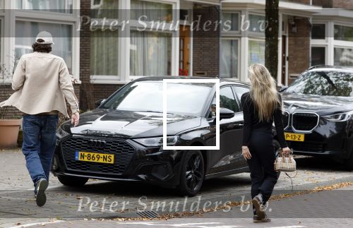 Amsterdam 14 oktober 2025
Renze Klamer met zijn nieuwe vriendin Hannah Trinette Ebbing in Amsterdam zuid.
