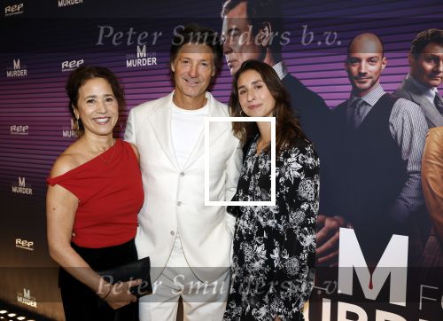 Zaandam 30 november 2025
Premiere Dial for murder in het zaantheater . Rick Engelkes en zijn vrouw Annemarie en dochter Teddie