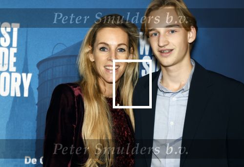 Rotterdam 23 november 2025
Premiere West side story in het nieuwe luxor. Roos Reedijk met zoon