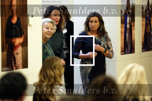 Amsterdam 13 november 2025
Prinses Beatrix en Sacha de Boer bij de opening van een fototentoonstelling ter gelegenheid van het honderdjarig bestaan van ontwikkelingsorganisatie Simavi in het Rijksmuseum in Amsterdam