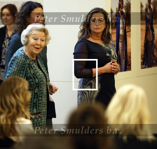 Amsterdam 13 november 2025
Prinses Beatrix en Sacha de Boer bij de opening van een fototentoonstelling ter gelegenheid van het honderdjarig bestaan van ontwikkelingsorganisatie Simavi in het Rijksmuseum in Amsterdam