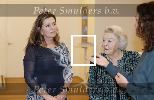 Amsterdam 13 november 2025
Prinses Beatrix en Sacha de Boer bij de opening van een fototentoonstelling ter gelegenheid van het honderdjarig bestaan van ontwikkelingsorganisatie Simavi in het Rijksmuseum in Amsterdam