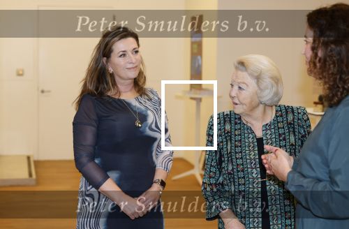 Amsterdam 13 november 2025
Prinses Beatrix en Sacha de Boer bij de opening van een fototentoonstelling ter gelegenheid van het honderdjarig bestaan van ontwikkelingsorganisatie Simavi in het Rijksmuseum in Amsterdam