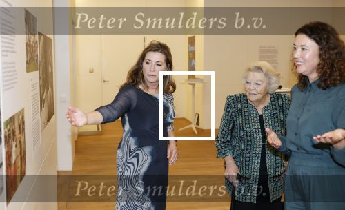 Amsterdam 13 november 2025
Prinses Beatrix en Sacha de Boer bij de opening van een fototentoonstelling ter gelegenheid van het honderdjarig bestaan van ontwikkelingsorganisatie Simavi in het Rijksmuseum in Amsterdam