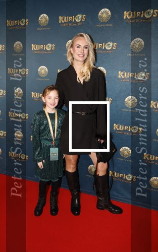 Den Haag 23 oktober 2025
Premiere Circque du Soleil op het malieveld in Den Haag. Sanne Akkerman kwam met haar dochter