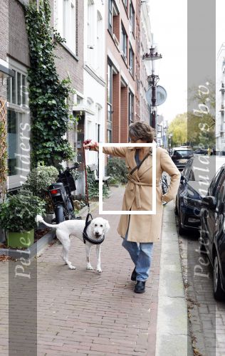 Amsterdam 16 oktober 2025
Sanne Wallis de Vries met haar hond in het centrum van Amsterdam