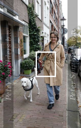 Amsterdam 16 oktober 2025
Sanne Wallis de Vries met haar hond in het centrum van Amsterdam