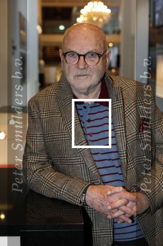 Amsterdam 26 oktober 2025
Boekpresentatie boek over 80 jaar het DeLaMar theater . Simone Kleinsma kreg uit handen van Janine v d Ende en Joop v d Ende het eerste exemplaar. Serge Henri Valcke