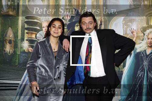 Amsterdam 18 november 2025
Premiere Wicked in het deLaMar theater . Stefano Keizers poseert met Soumaya Ahouaoui