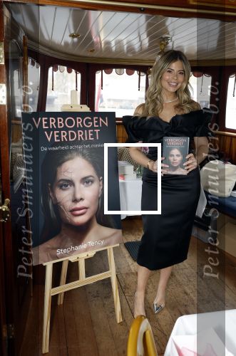 Amsterdam 18 november 2025
Boekpresentatie Stephanie Tency op een mooie salonboot.