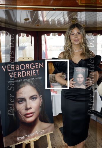 Amsterdam 18 november 2025
Boekpresentatie Stephanie Tency op een mooie salonboot.