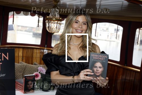 Amsterdam 18 november 2025
Boekpresentatie Stephanie Tency op een mooie salonboot.