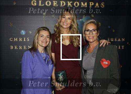 Amsterdam 31 november 2025
Presentatie boek Susan Smit en Chris Berens in het west indisch huis. Susan Smit met Tanja Jess en Helene v Santen