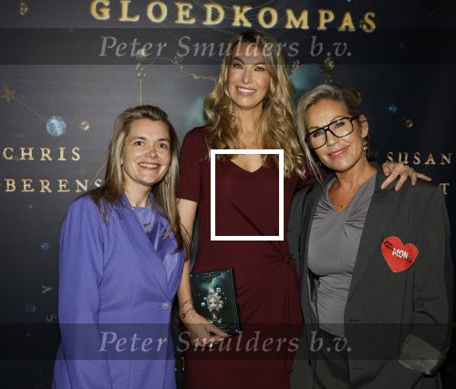 Amsterdam 31 november 2025
Presentatie boek Susan Smit en Chris Berens in het west indisch huis. Susan Smit met Tanja Jess en Helene v Santen
