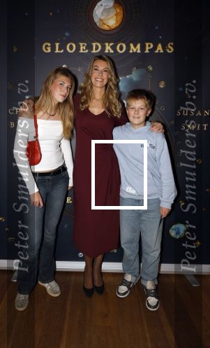 Amsterdam 31 november 2025
Presentatie boek Susan Smit en Chris Berens in het west indisch huis. Susan Smit met haar kinderen