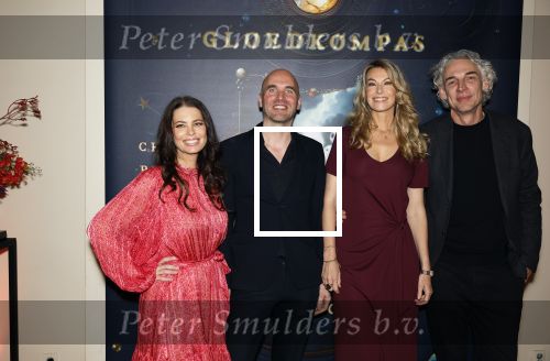Amsterdam 31 november 2025
Presentatie boek Susan Smit en Chris Berens in het west indisch huis. Susan en Chris met partners