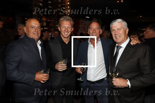 Scheveningen 7 november 2017
Noekpresentatie DEAL van Rob Jansen geschreven door Michiel v Egmond. Jack v Gelder Dirk Kuyt Theo Dietz en ...